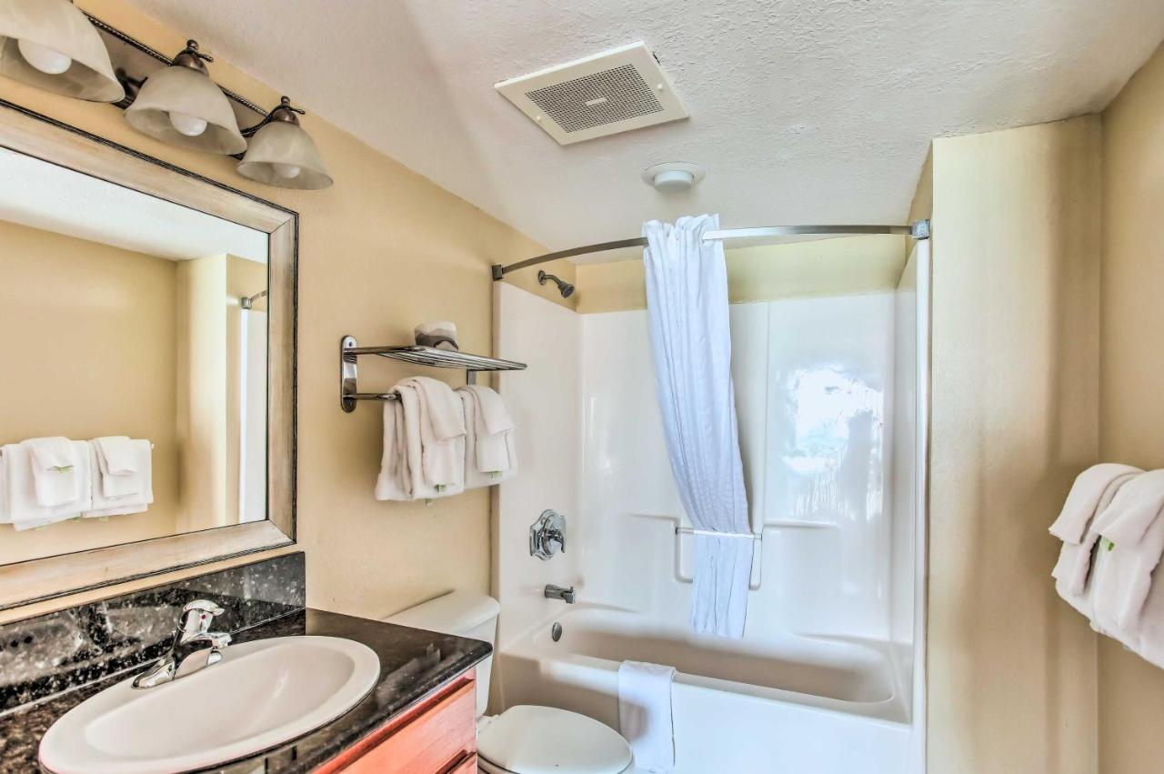 Beachfront Family Condo With View And Pool Access Myrtle Beach Kültér fotó